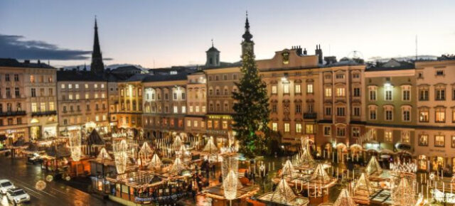 Weihnachtsmarkt in Linz: 2 Tage im 4* Hotel mit Frühstück inkl. Glühmost oder Früchtepunsch nur 54 €