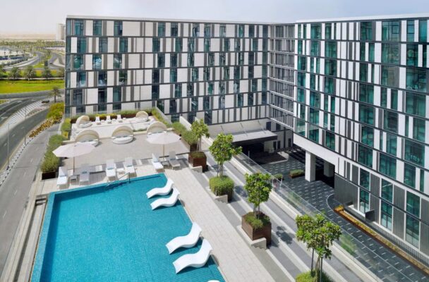 Holiday Inn Dubai Al-Maktoum Airport