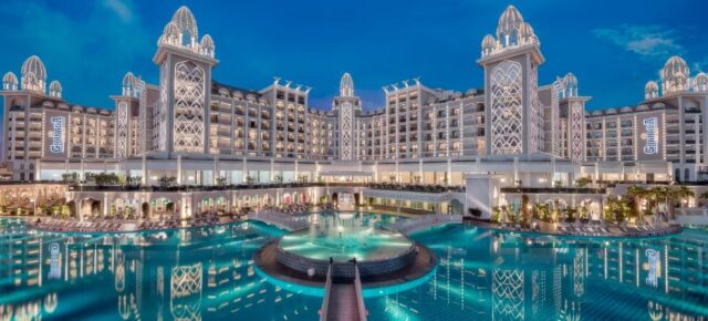 Luxus in der Türkei: 7 Tage Belek im sehr guten 5* Resort mit All Inclusive & Flug für 908€