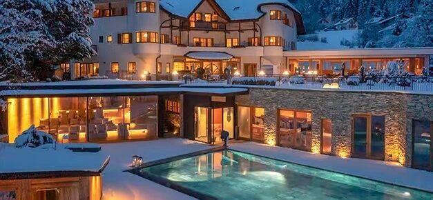 Last Minute Wellness-Auszeit in Südtirol: 3 Tage im TOP 4* Hotel inklusive Halbpension & Extras NUR 238€