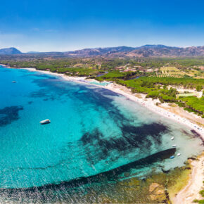 Sardinien-Roadtrip: 9 Tage flexible Mietwagen-Rundreise inkl. Hotels ab 380€