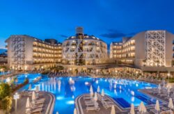 Luxus in der Türkei: 8 Tage im 5* Hotel mit All Inclusive, Flug & Transfer nur 743€