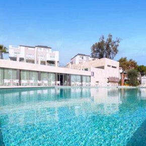 Traumurlaub im Mittelmeer: 5 Tage auf Malta im TOP 4* Resort mit Halbpension, Flug & Extras ab 375€
