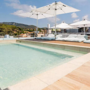 Spanien-Preisknaller: 6 Tage Costa Brava im tollen 4* Hotel am Strand mit Halbpension & Flug ab 352€