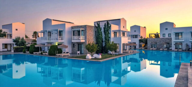 Griechischer Traumurlaub: 6 Tage im TOP 5* Hotel mit Halbpension & Flug nur 565€