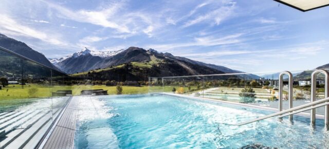 Auszeit in den Alpen: 2 Tage Wellnesstraum im TOP 4* Tauern Spa inkl. Halbpension & Extras ab 163€