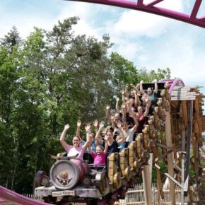 Freizeitpark-Spaß: 2 Tage mit 3* Hotel & Eintritt in den Bayern-Park in Landshut ab 78€