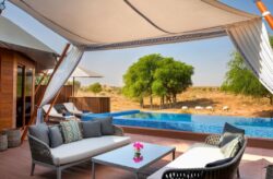 Luxus in der Wüste: 8 Tage im 5.5* The Ritz-Carlton Ras Al Khaimah mit Privatpool, Frühstück,...