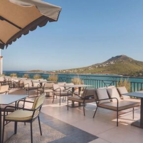 Traumhafter Urlaub in Griechenland: 8 Tage nahe Athen im TOP 5* Hotel inklusive Halbpension & Flug NUR 555€