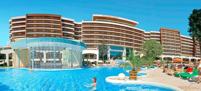 Strandurlaub in Bulgarien: 15 Tage im TOP 5* Hotel mit Frühstück, Flug & Transfer nur 629€