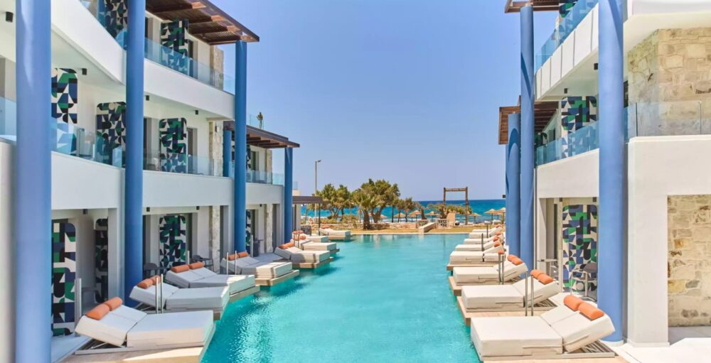 Paralos Kosta Álimia Hotel