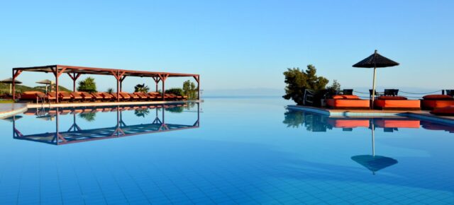 Luxus in Chalkidiki: 6 Tage Griechenland mit TOP 5* Adults Only Hotel mit Halbpension & Flug nur 289€