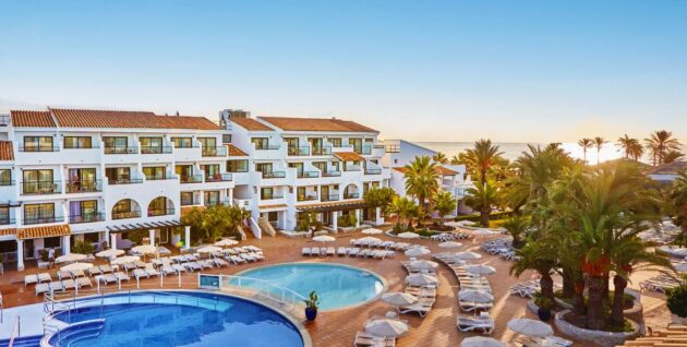 Fergus Style Bahamas Ibiza