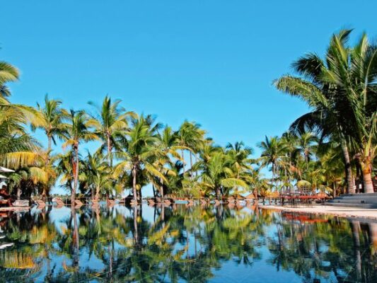 Mauricia Beachcomber Resort & Spa