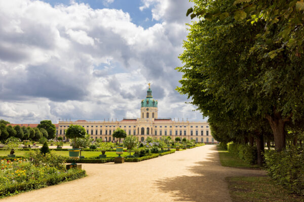 berlin schloss charlottenburg mit garten